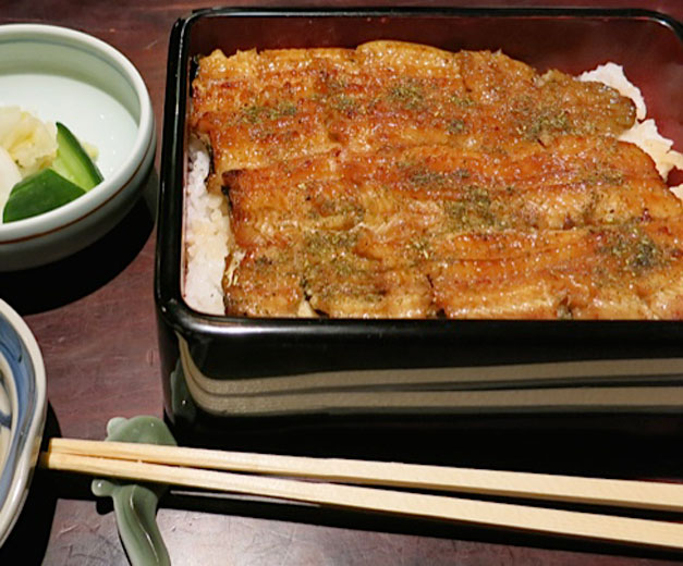 鳗鱼营养丰富，是日本人夏天最爱吃的美食之一