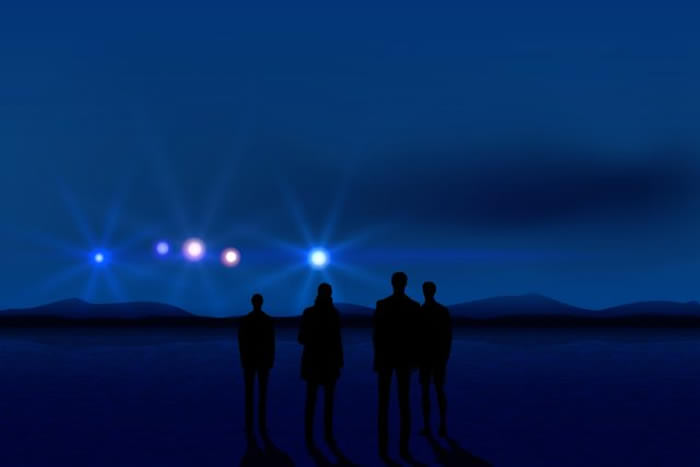日本13岁“UFO男孩”自称能用心电感应与不明飞行物（UFO）进行沟通