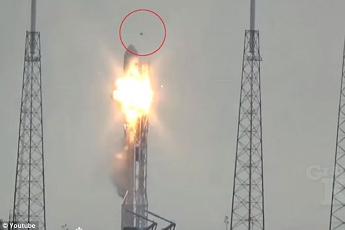SpaceX猎鹰9号火箭爆炸 马斯克：不排除UFO所为