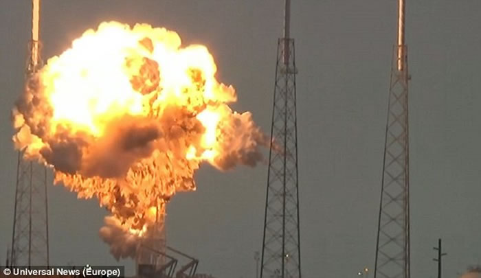 SpaceX猎鹰9号火箭爆炸 马斯克：不排除UFO所为