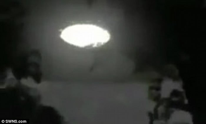 马来西亚惊现巨大UFO 原来只是恶作剧？