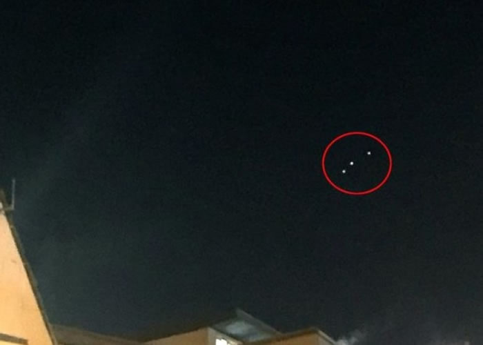 英国警员兄弟清晨出门上班发现足球场大小UFO
