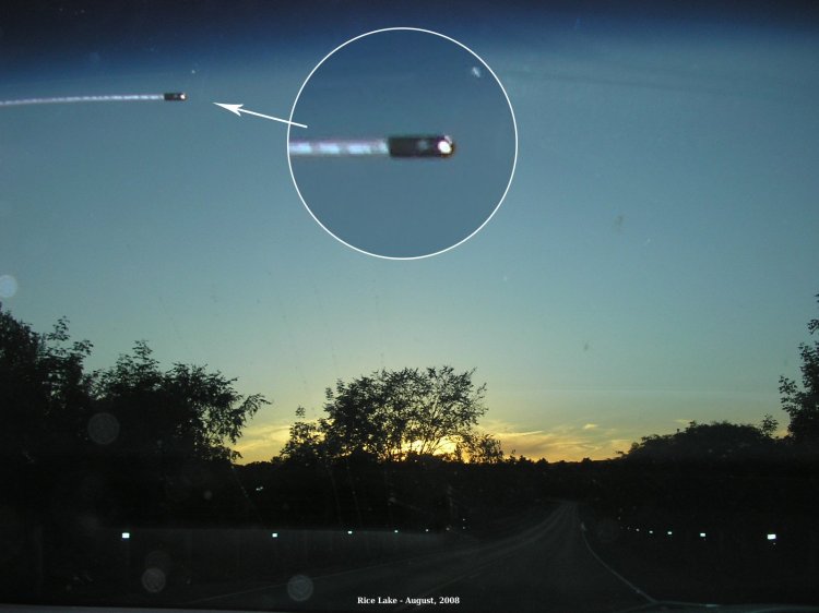 外星人、不明飞行物(UFO)是否存在？加拿大UFO专家：25年来的数据有增无减