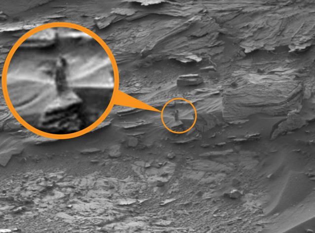 《UFO Sightings Daily》：NASA疑拍到火星上长发有胸部的女外星人