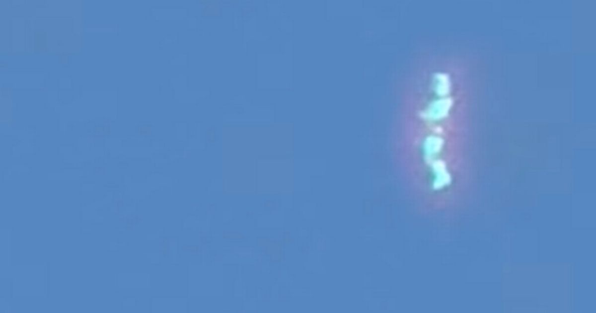 美国洛杉矶上空出现人形UFO