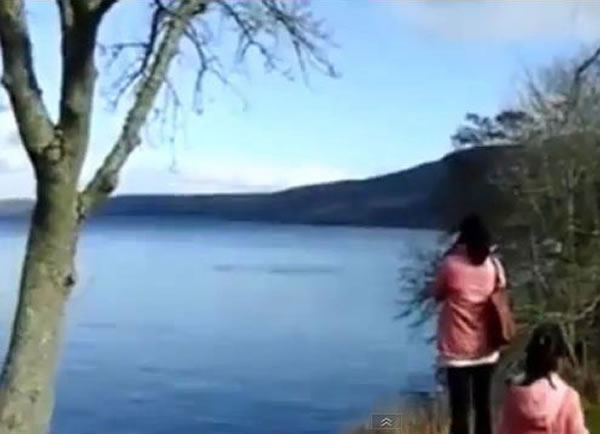 一对母女声称看到尼斯湖水怪现身