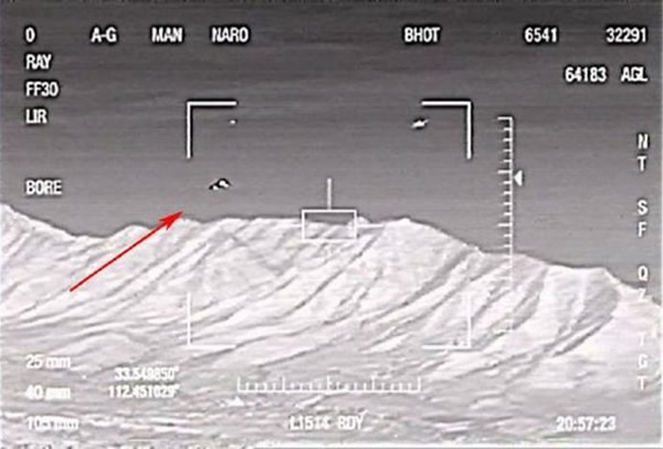1997年3月13日美国凤凰城：美军战机追逐UFO？