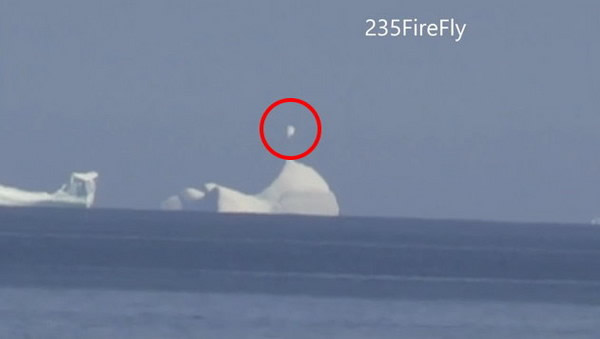 UFO出没加拿大冰山？