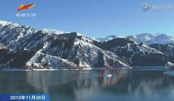 新疆天池“水怪”现身？