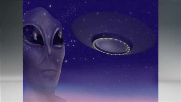 美国58岁男子回忆40年前被蟹爪外星人绑架经过