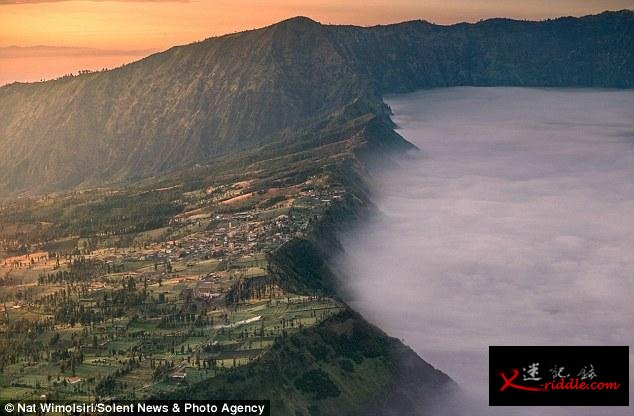 印尼婆罗摩火山的美丽景色