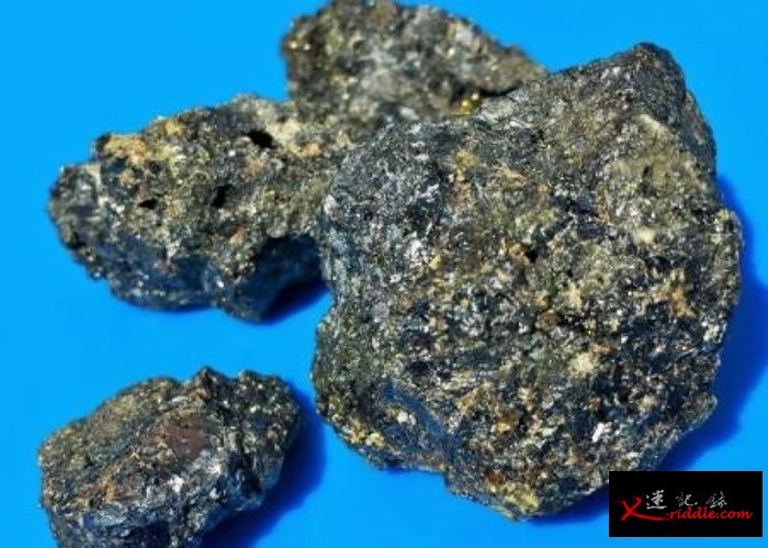 日本伊豆群岛海底发现高含量金矿