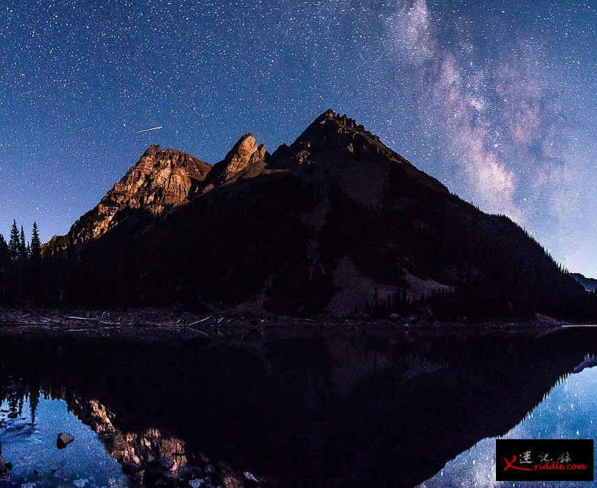 摄影师拍摄美国郊外的璀璨夜空