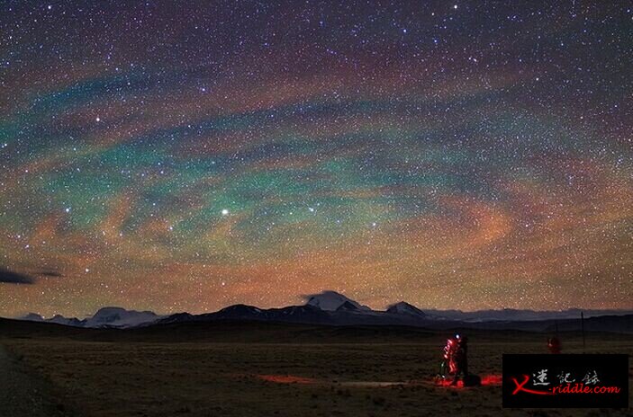 摄影师在中国青藏高原上拍到的动人心魄夜空美景