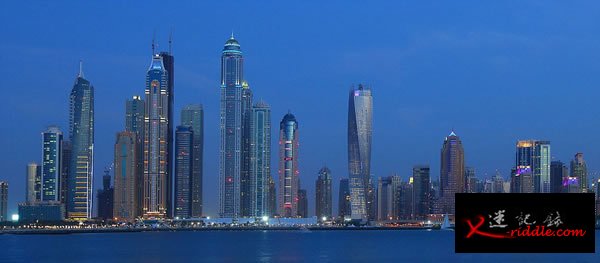 迪拜绚丽的夜景