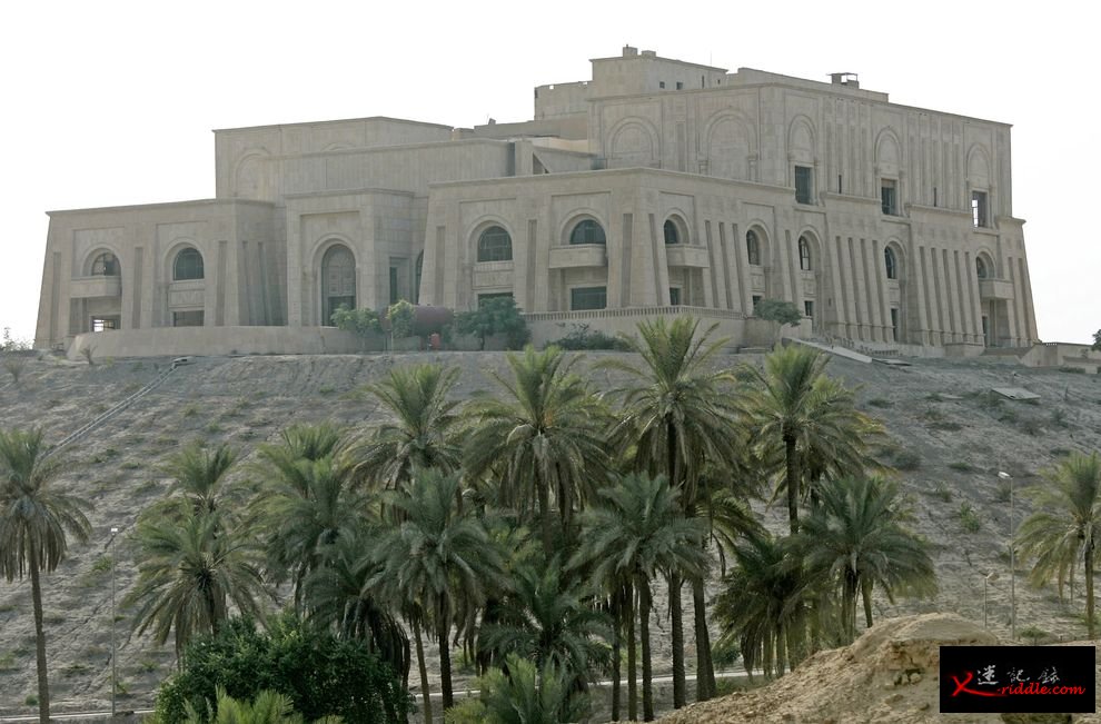萨达姆．海珊（Saddam Hussein）在伊拉克的巴比伦古城