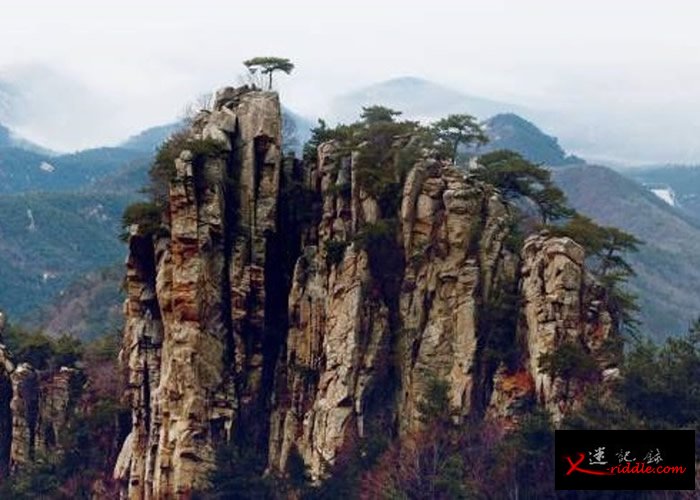 沂蒙山独有岱崮地貌。