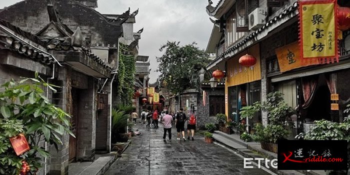 干州古城的青石板街道。（图／记者王致凯摄）