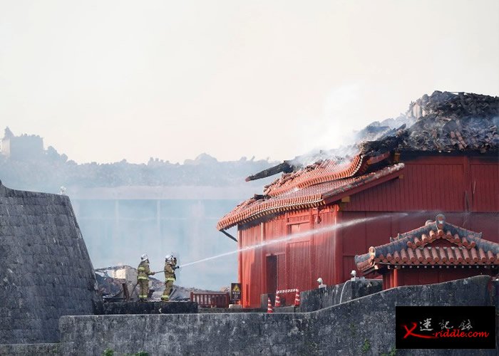 日本冲绳县那霸市的世界文化遗产首里城凌晨发生大火 正殿等7建筑物全烧毁
