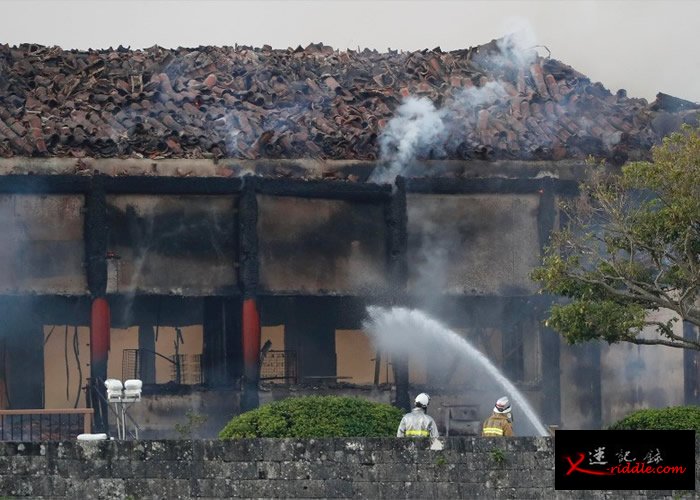 日本冲绳县那霸市的世界文化遗产首里城凌晨发生大火 正殿等7建筑物全烧毁