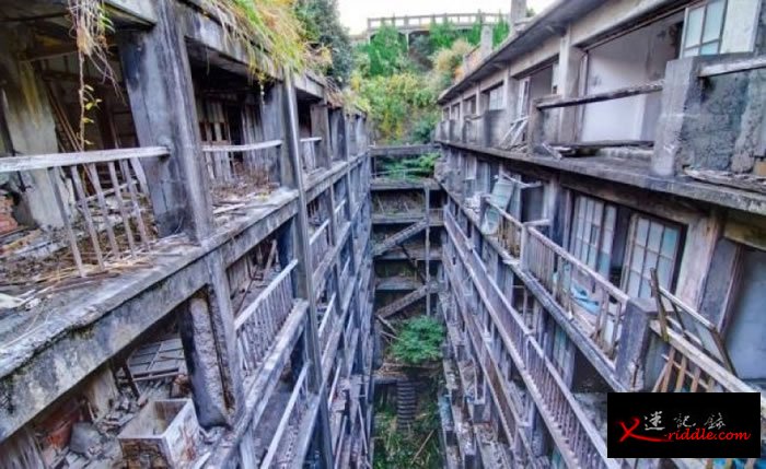 现时军舰岛以“废墟”闻名。