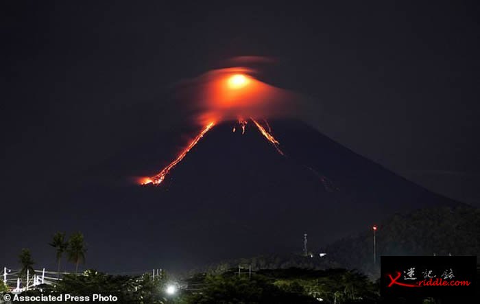 菲律宾吕宋岛东南端马荣火山开始喷出岩浆 近期很可能发生灾难性爆发