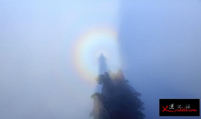 安徽黄山风景区出现“佛光”奇景