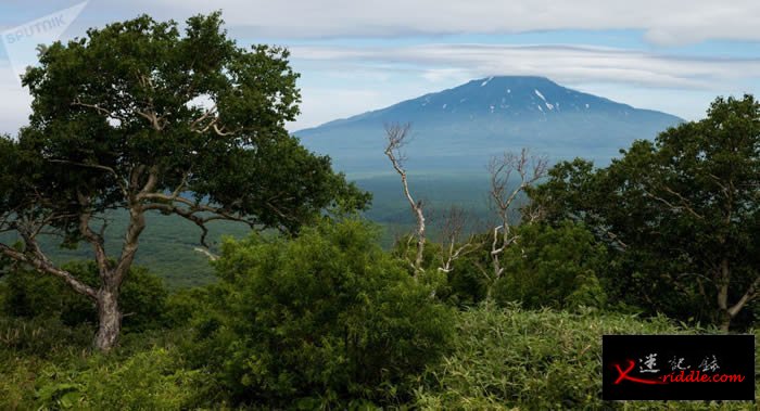 俄罗斯北千岛群岛的埃别科火山喷发