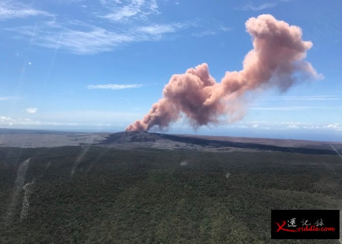 美国夏威夷岛基拉韦厄火山持续喷发