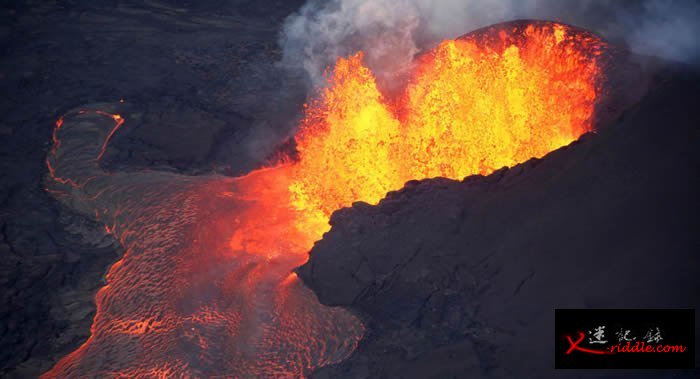 美国夏威夷群岛基拉韦厄火山喷发带来宝石雨