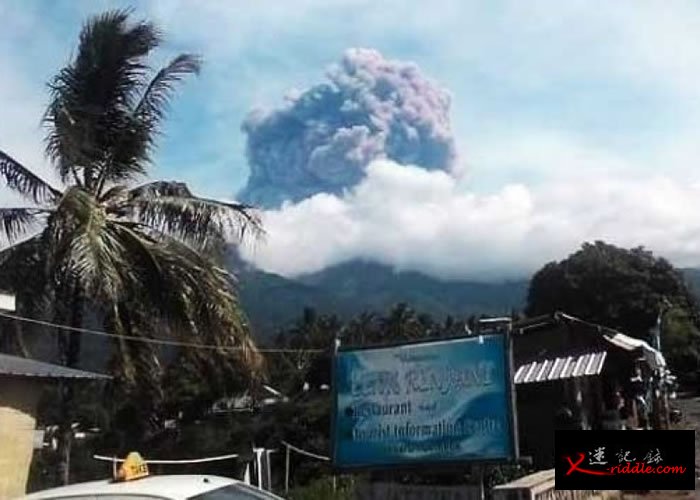 巴鲁贾尼火山喷发。