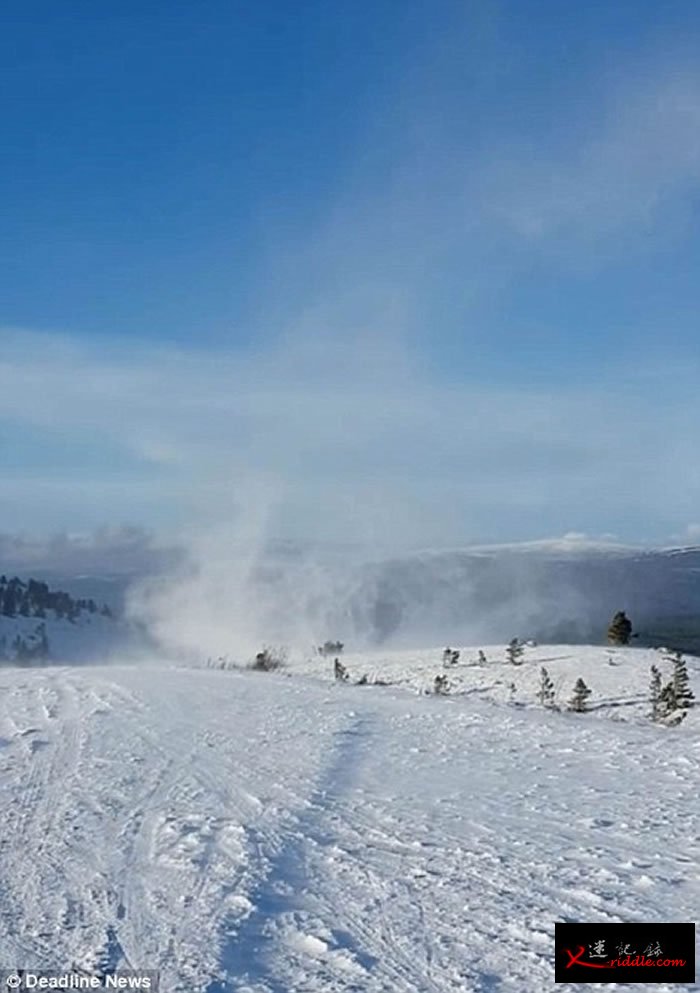 英国苏格兰凯恩戈姆国家公园出现罕见雪龙卷