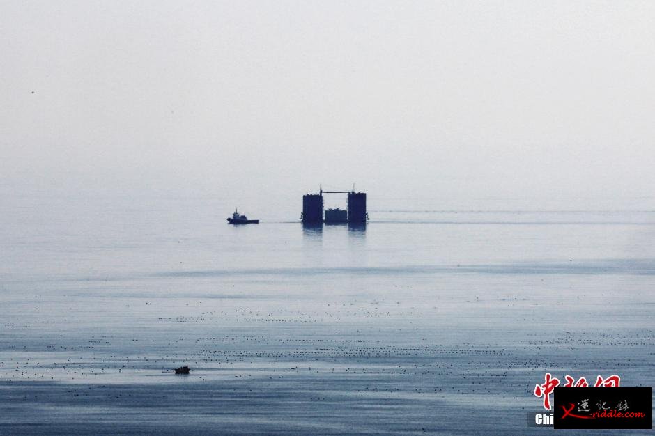 青岛灵山湾海域出现“海市蜃楼”奇观
