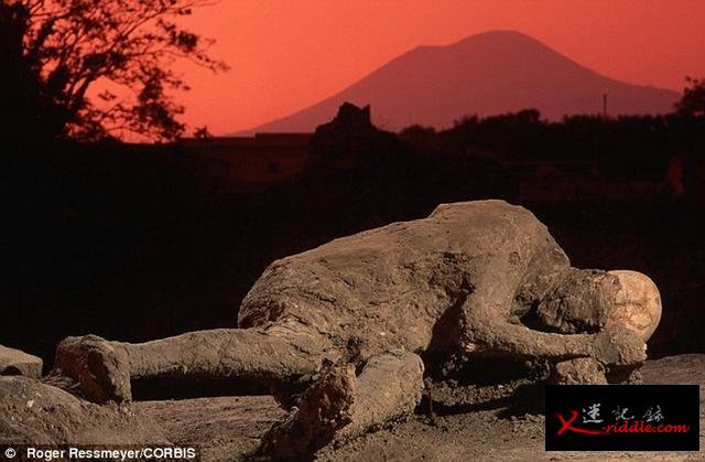 科学家警告称，未来可能发生超级火山喷发，导致数百万人死亡，使人类文明倒退。
